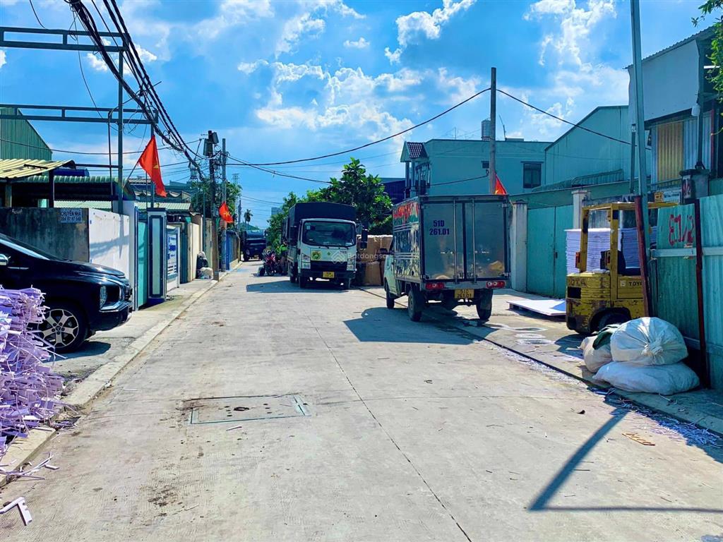 Bán 433m2 đất full thổ cư, giá 12 tỷ, đường xe tải 7m