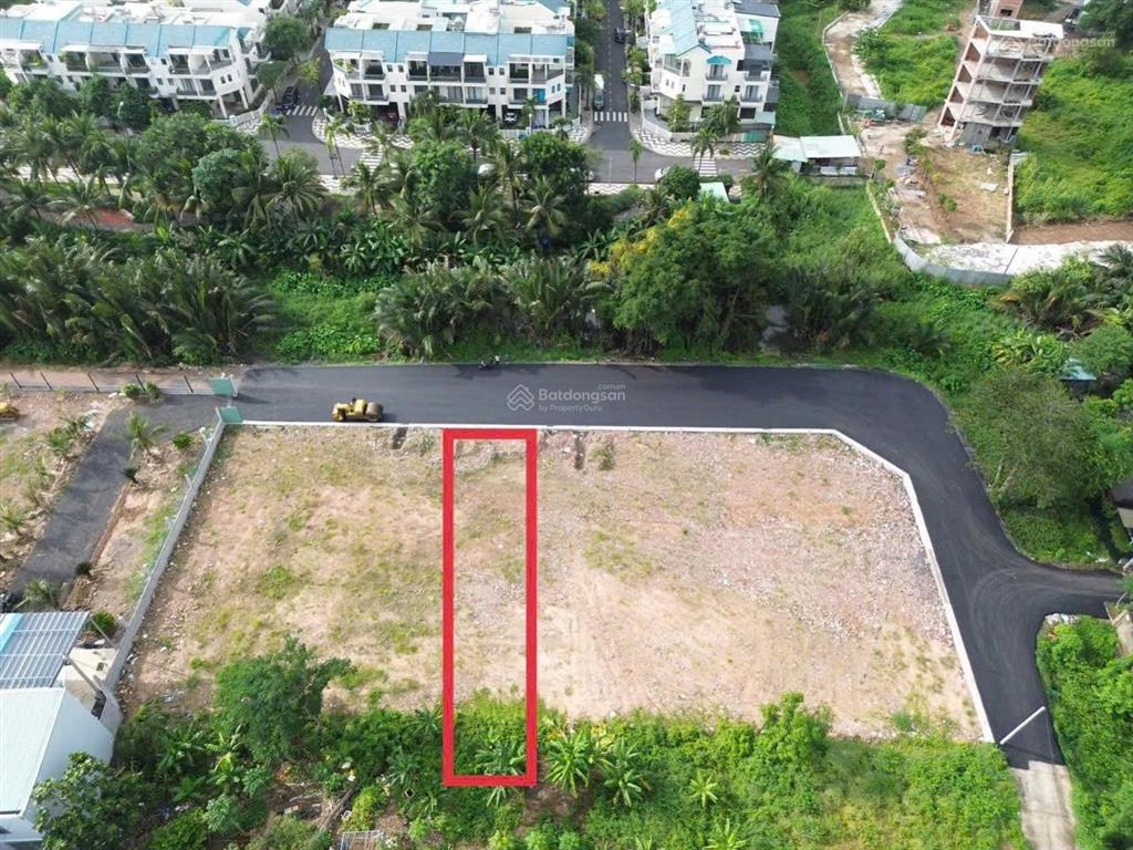 Chính chủ bán đất 1 sẹc vườn lài. đường 12m có vỉa hè. 4.5x32m. view sông cạnh sẻnuria