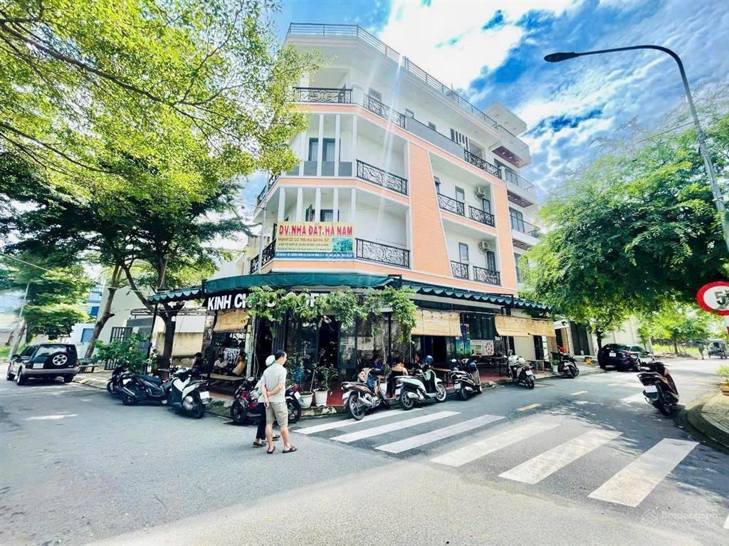 Bán gấp toà nhà góc 2mt đường lớn, đang cho thuê 40tr/th