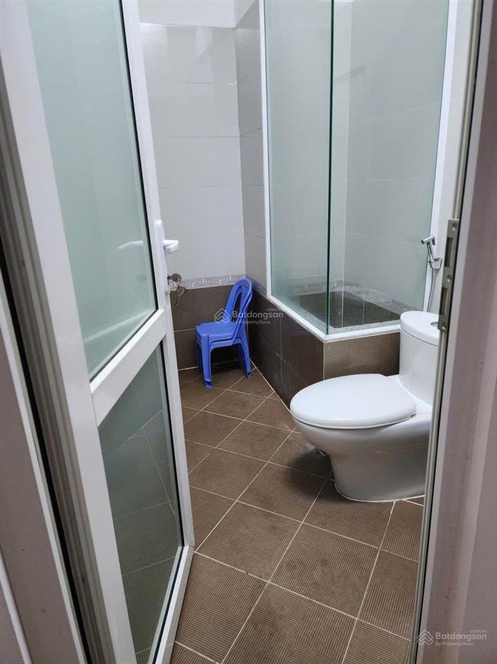 Cho thuê nhà riêng 150m2, 4pn, 3wc tại hoàng bật đạt, tân bình, hcm, chỉ với 18 triệu vnd/ tháng