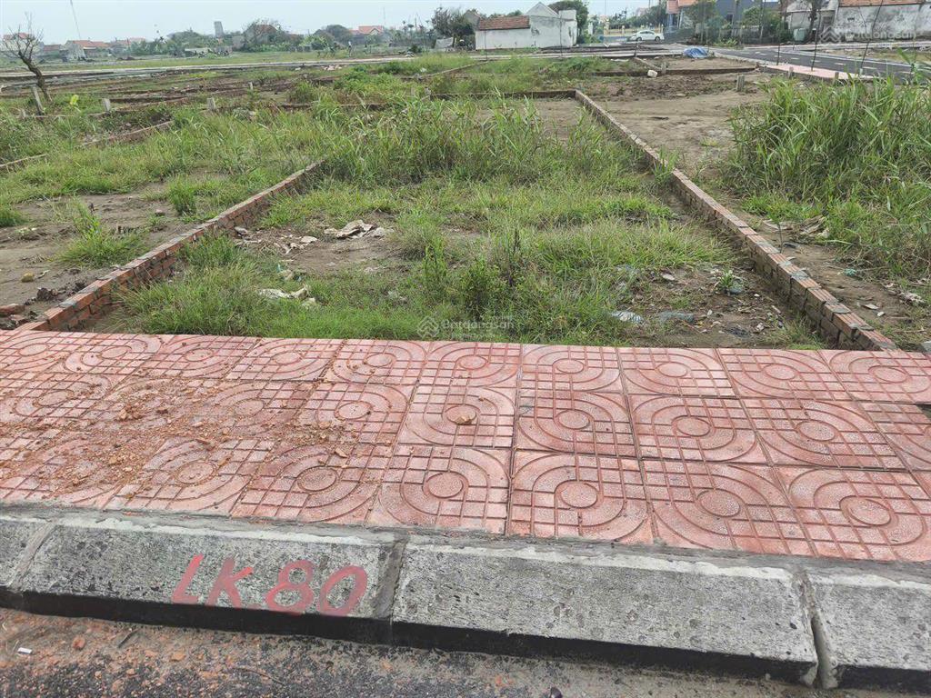 Đất biển hải hậu nam định mua đầu tư ko nên bỏ qua ,gần bãi tắm, nhà thờ đổ.