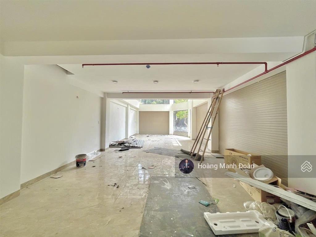 Mặt bằng kinh doanh góc 2 mặt tiền 120m2 (6x20m) ngã tư ẩm thực sầm uất dương quảng hàm, gò vấp.