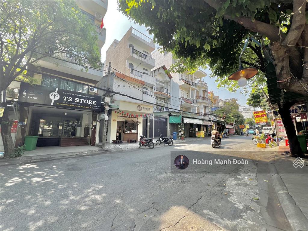 Mặt bằng kinh doanh góc 2 mặt tiền 120m2 (6x20m) ngã tư ẩm thực sầm uất dương quảng hàm, gò vấp.