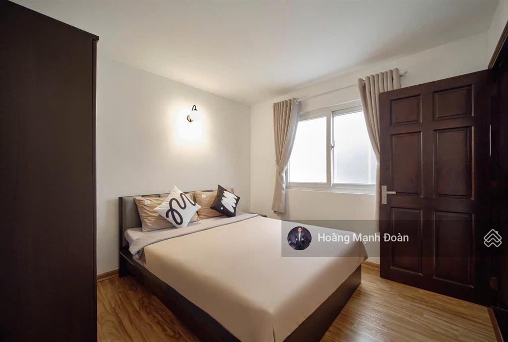 Thuê ngay 1pn ban công thoáng 50m2 gần ngã tư phan xích long, phú nhuận. an ninh tuyệt đối