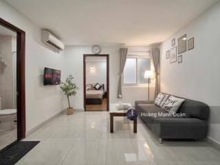 Thuê ngay căn hộ 1pn ban công thoáng 50m2 gần ngã tư phan xích long, phú nhuận. an ninh tuyệt đối.