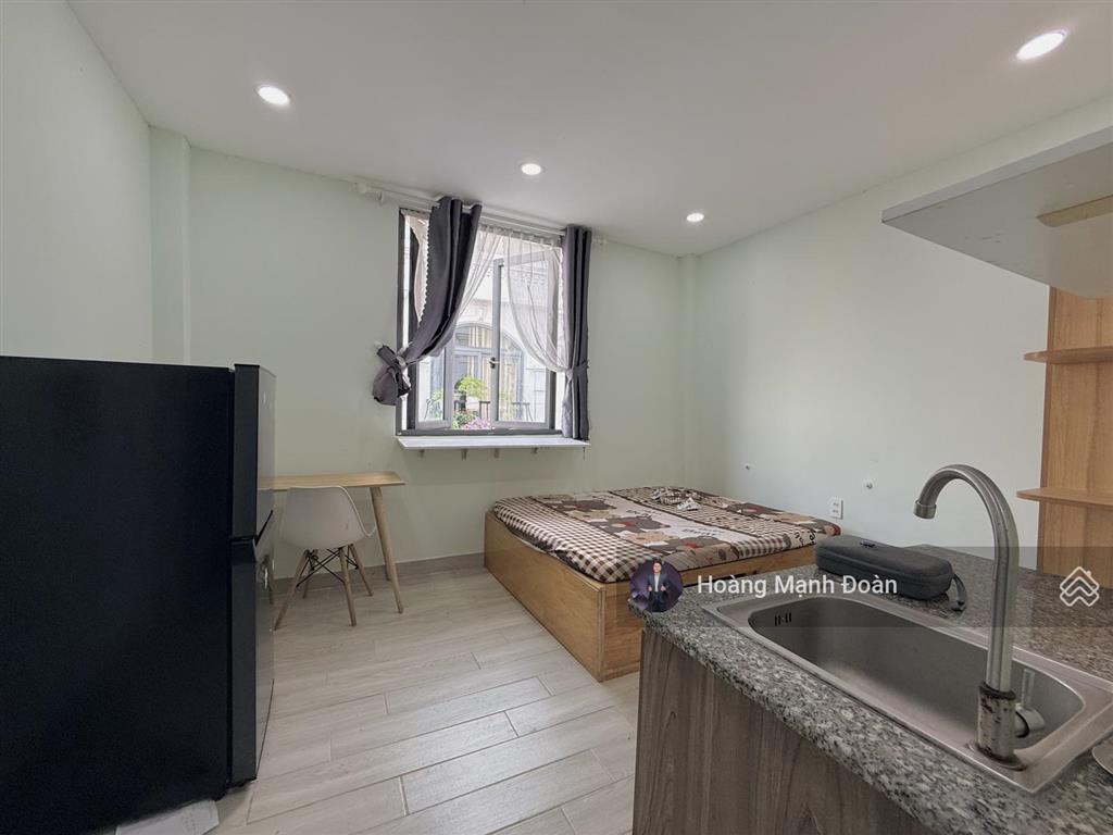 Thuê ngay studio 35m2  mới 100% cửa sổ đón nắng phố hoàng văn thụ, phú nhuận. thang máy