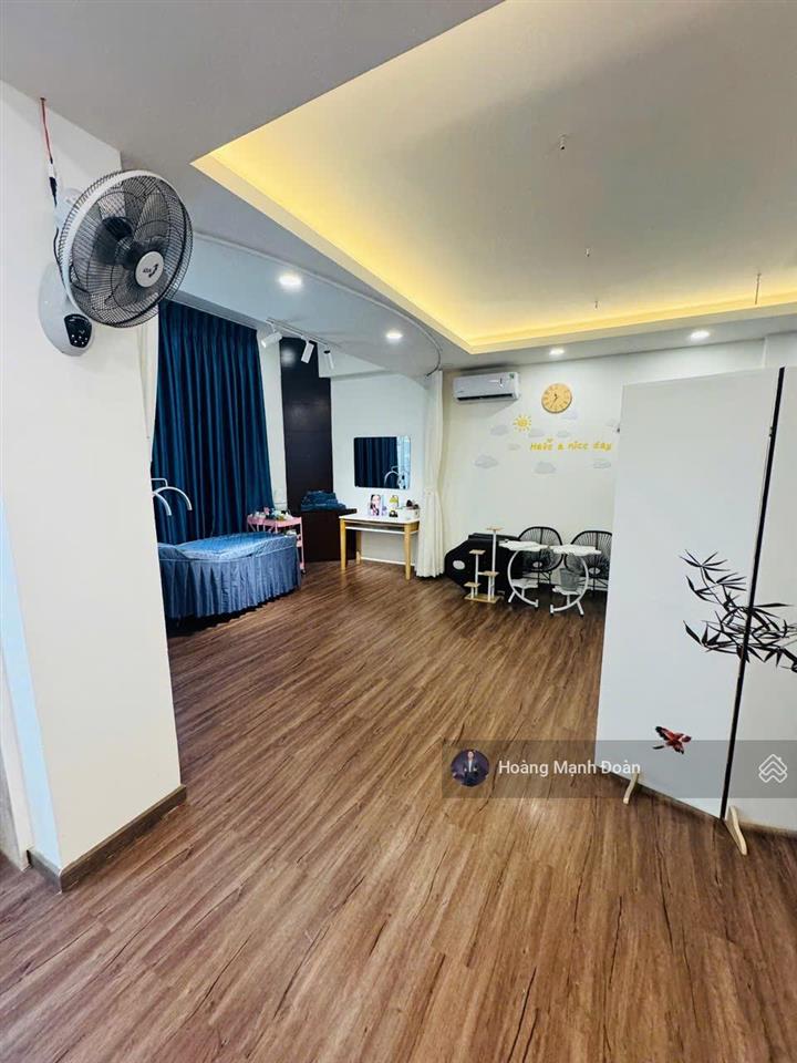 Cho thuê mặt bằng kinh doanh 9x11m~100m2 ngay phố lê văn duyệt, bình thạnh. cạnh q1