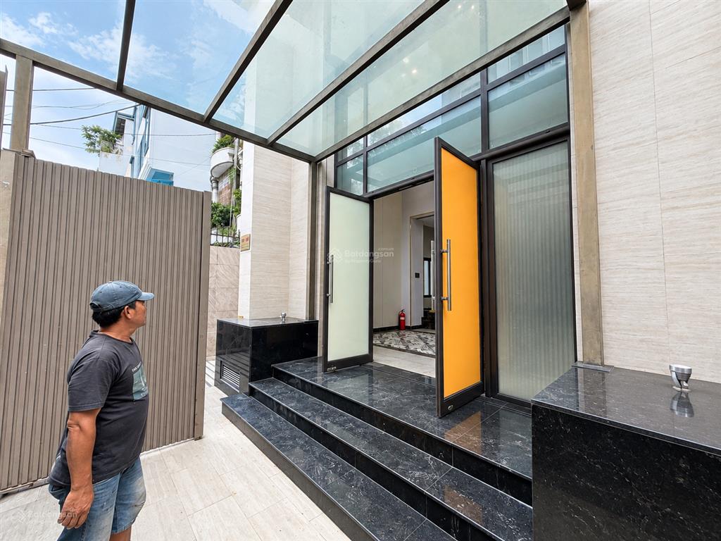Mới 100% | mặt bằng kinh doanh 150m2 (9x16m) phố nguyễn văn trỗi, phú nhuận. giáp quận 1, 3.