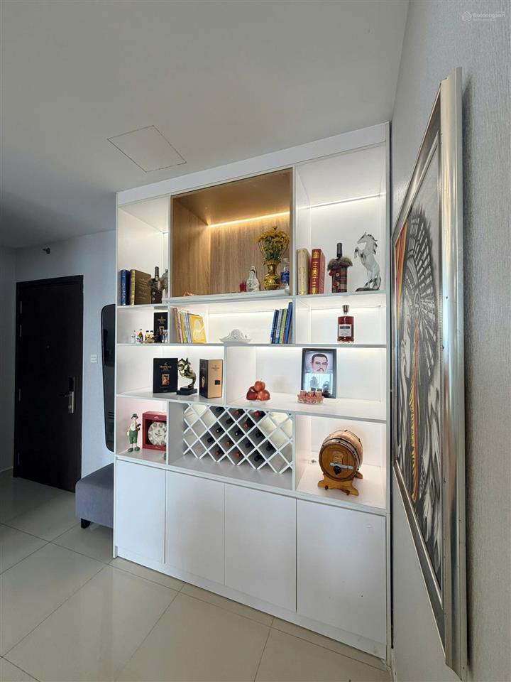 Bán căn hộ 3pn sẵn sổ  105m2 đủ nội thất cao cấp the sun avenue