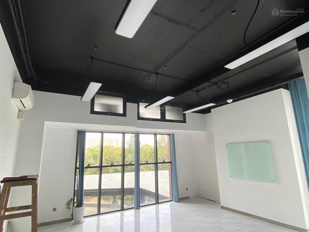 Bán căn văn phòng officetel 62m2 the sun avenue giá 5,8 tỷ