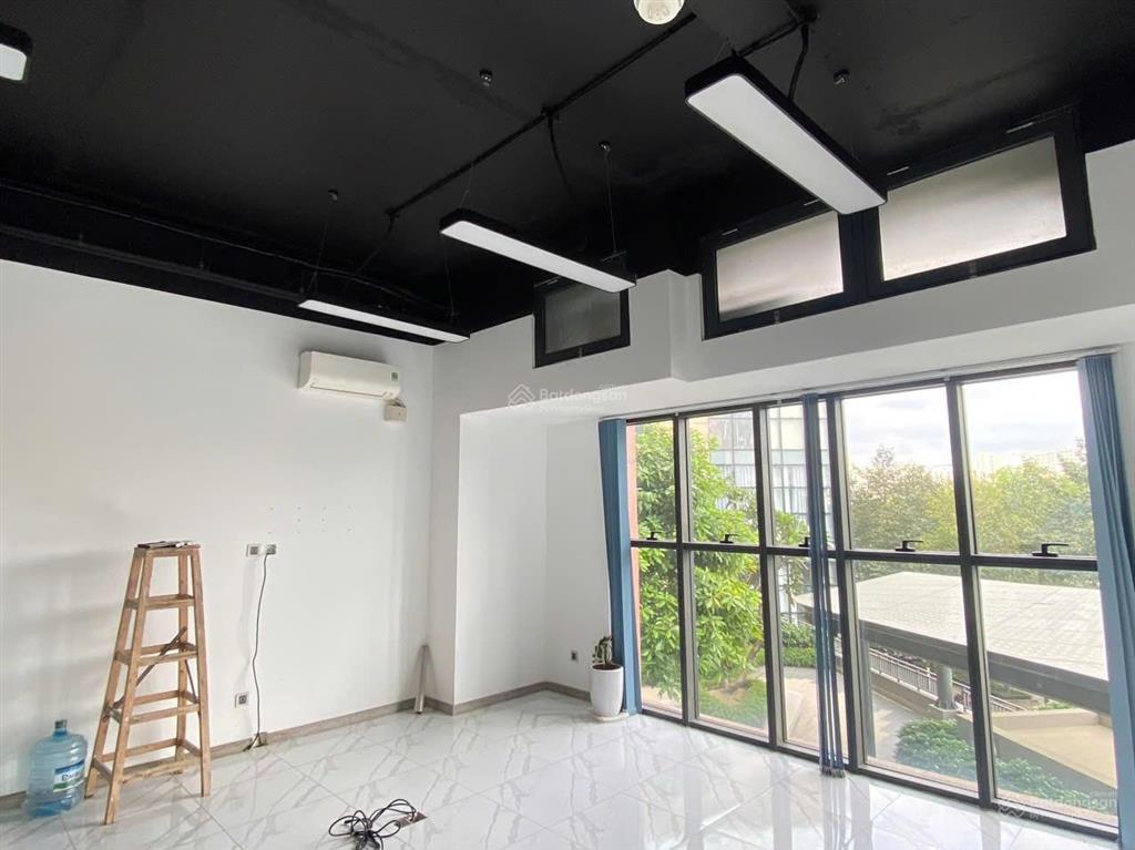 Bán căn văn phòng officetel 62m2 the sun avenue giá 5,8 tỷ