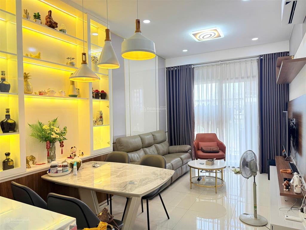 Thiện chí bán căn 2pn full nội thất đẹp  view landmark 81  the sun avenue