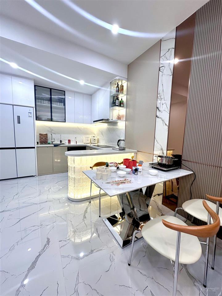 Cho thuê căn hộ 2pn nhà đẹp giá 20tr/tháng the sun avenue, q2
