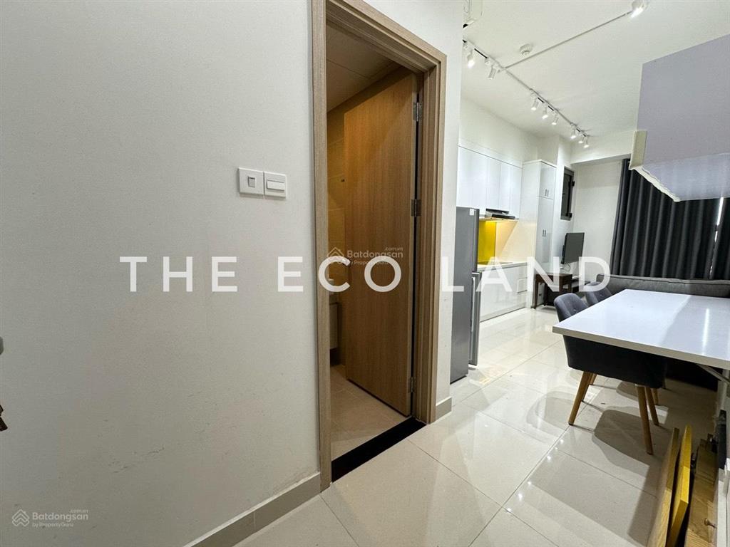 Studio full nội thất tầng cao cho thuê 11tr/ tháng the sun avenue