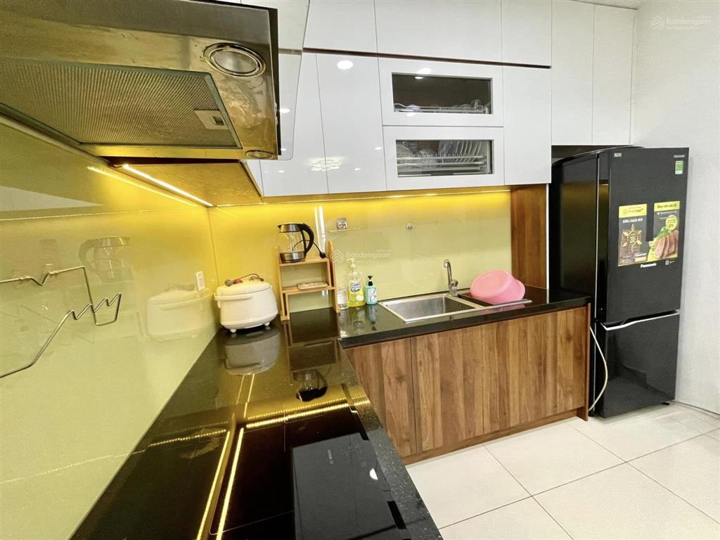 Bán nhanh căn 2pn view landamrk 81  the sun avenue giá chỉ 6,6 tỷ