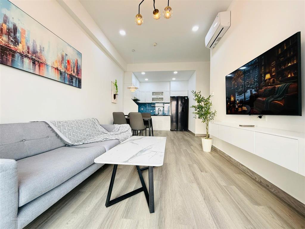 Căn hộ 2pn nhà mới đẹp xuất sắc cho thuê the sun avenue
