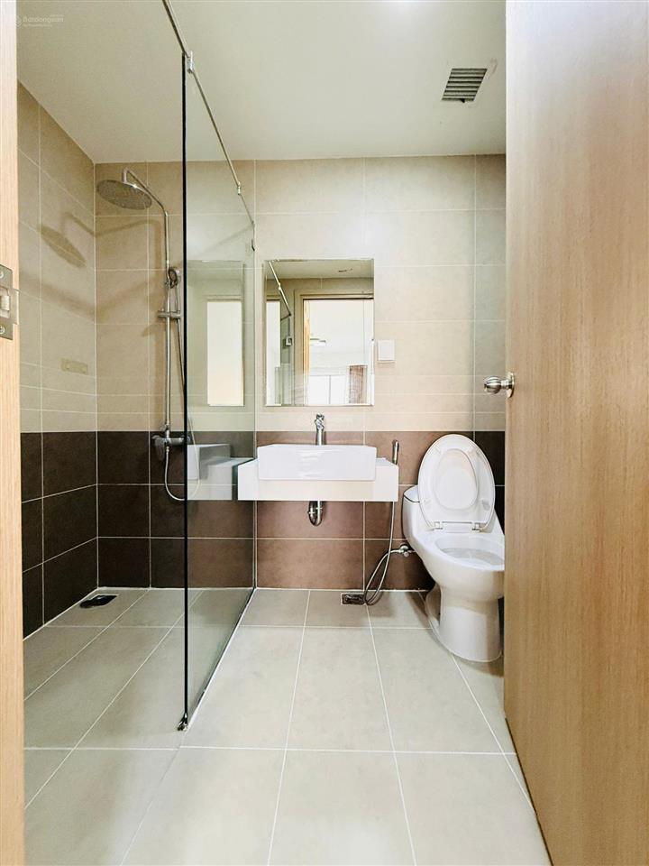 Căn hộ 2pn nhà mới đẹp xuất sắc cho thuê the sun avenue