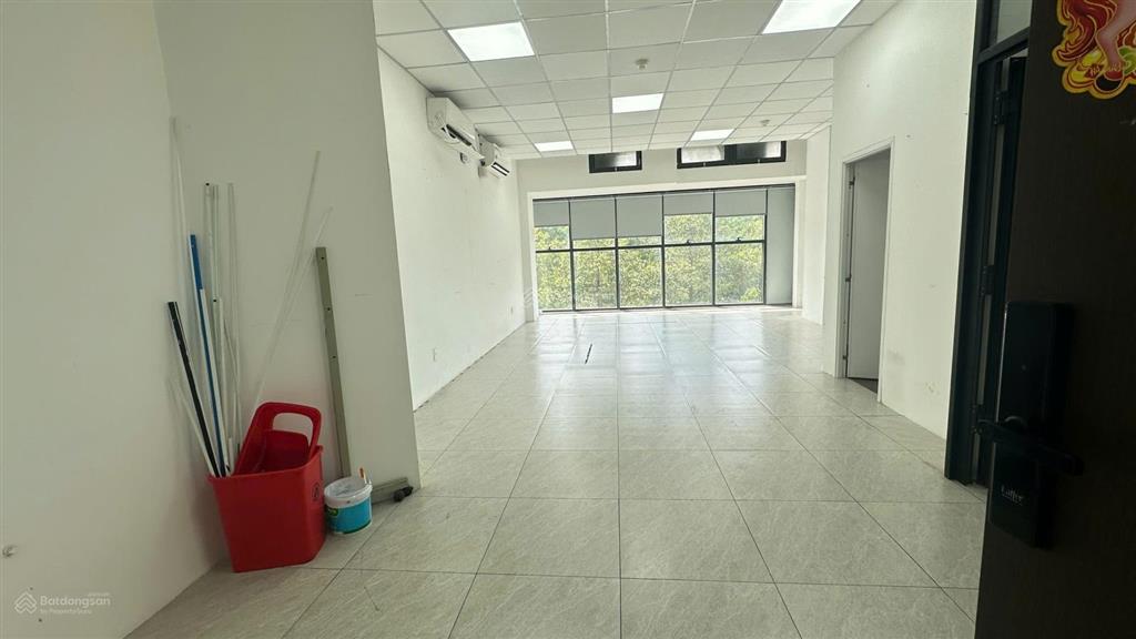 Officetel cơ bản 62m2 cần cho thuê tại the sun avenue, quận 2