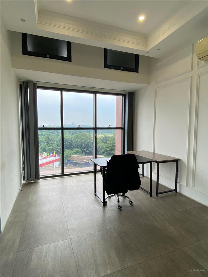 Trống sẵn văn phòng 52m2 cho thuê 17tr/tháng  the sun avenue