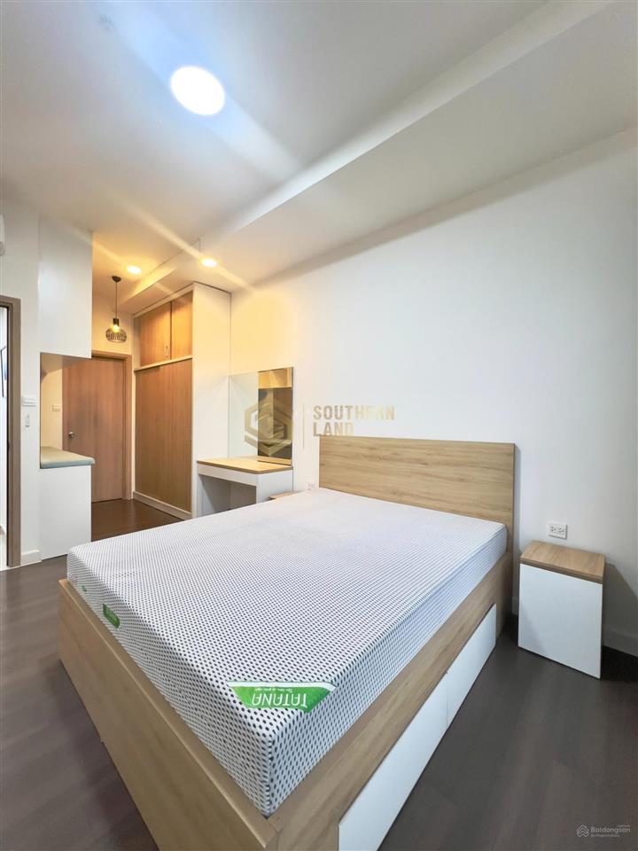 Cho thuê 2pn nội thất đẹp giá 18tr/tháng  the sun avenue