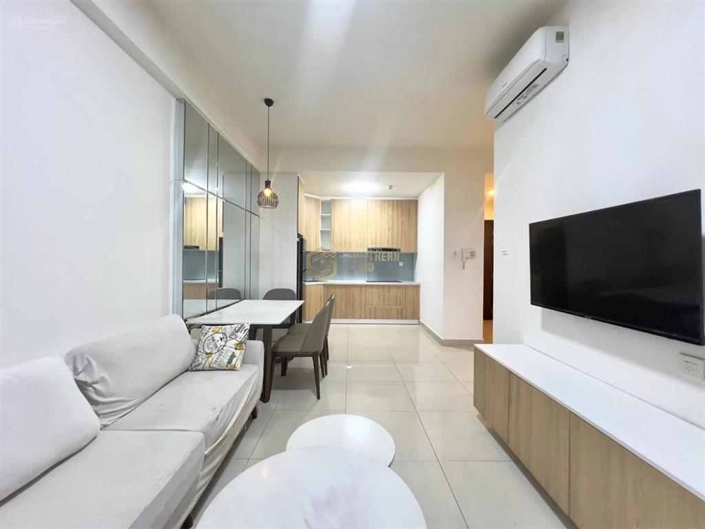 Cho thuê 2pn nội thất đẹp giá 18tr/tháng  the sun avenue