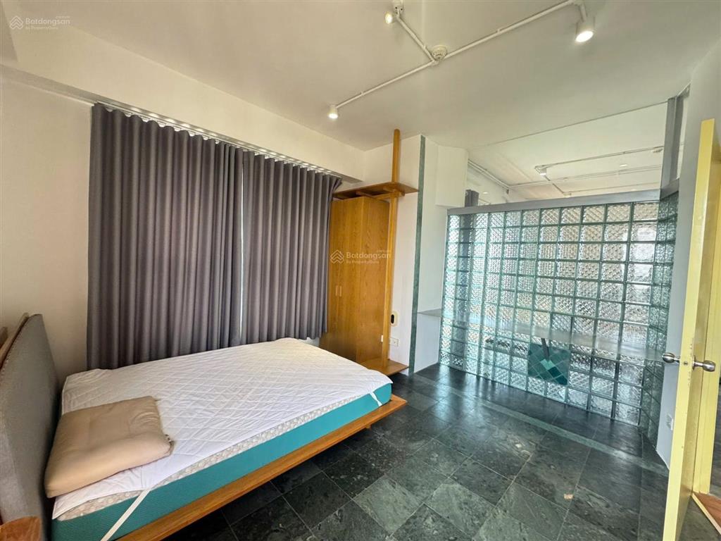 Thiện chí bán căn hộ 2pn  96m2 nội thất đầy đủ the sun avenue, giá chỉ 8,5 tỷ