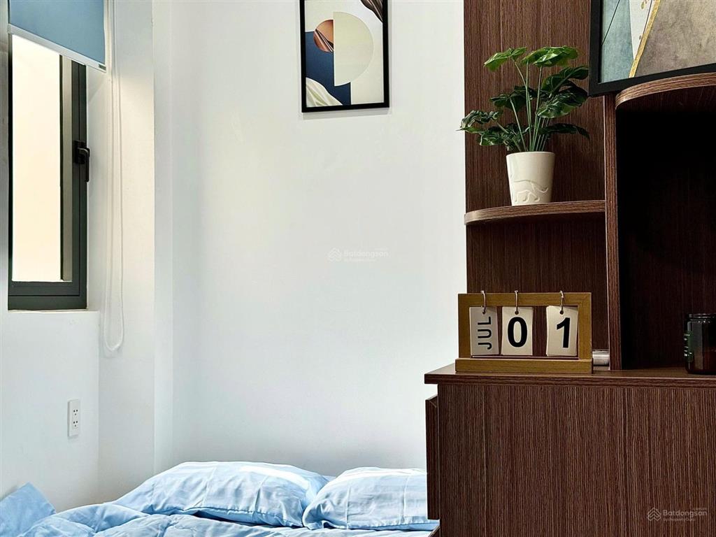 Căn hộ cao cấp 2pn khu phan xích long giá chỉ 10,9tr