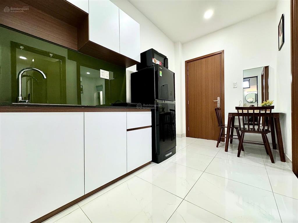 Căn hộ cao cấp 2pn khu phan xích long giá chỉ 10,9tr