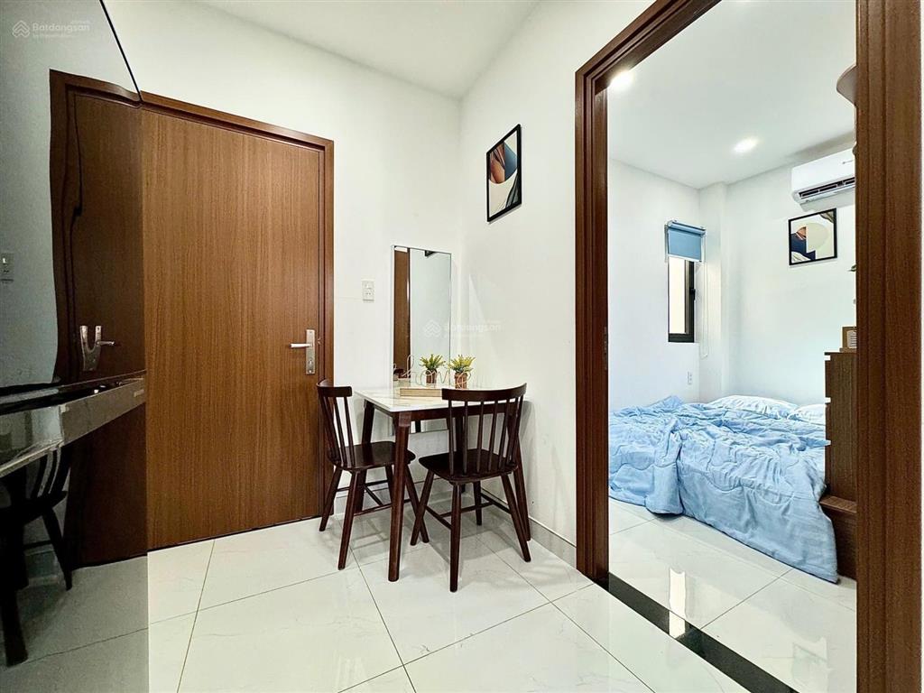 Căn hộ cao cấp 2pn khu phan xích long giá chỉ 10,9tr