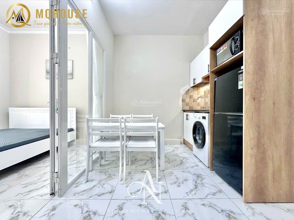 Khai trương căn hộ 1pn bancol phan đình phùng, ngay chân cầu kiệu, gần bờ kè trường sa, thang máy