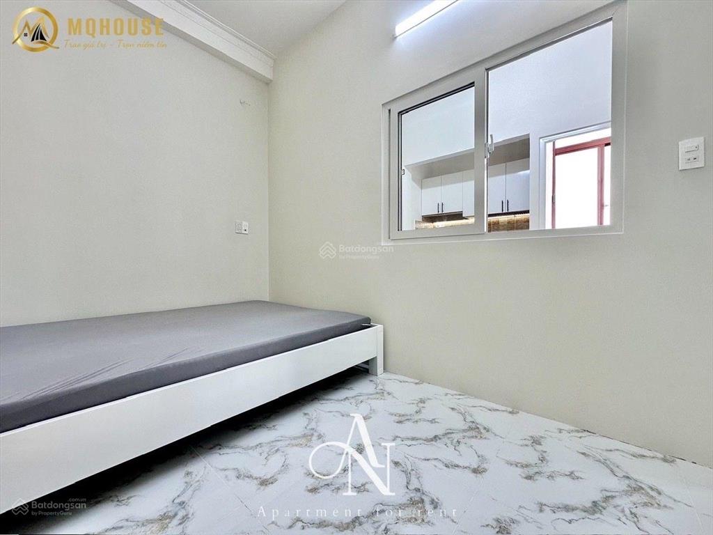 Khai trương căn hộ 1pn bancol phan đình phùng, ngay chân cầu kiệu, gần bờ kè trường sa, thang máy