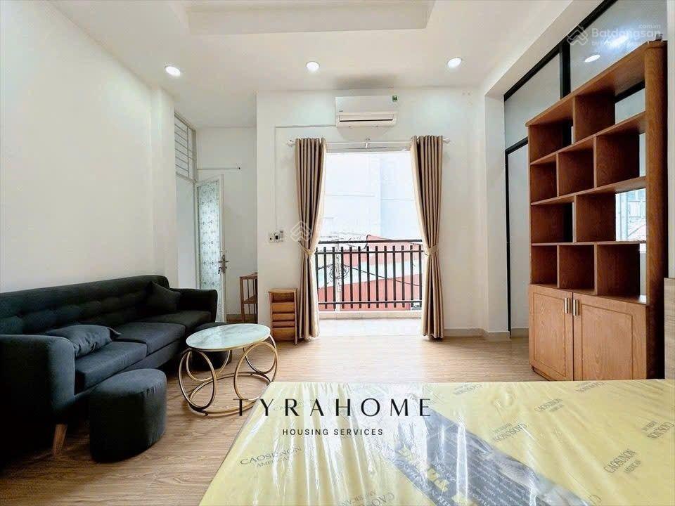 Căn hộ 1pn bancol cực rộng, thoáng ngay phan đình phùng, phú nhuận, cạnh quận 1 gần bờ kè trường sa