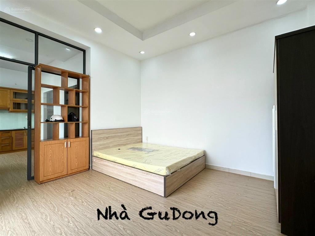 Căn hộ 1pn bancol cực rộng, thoáng ngay phan đình phùng, phú nhuận, cạnh quận 1 gần bờ kè trường sa