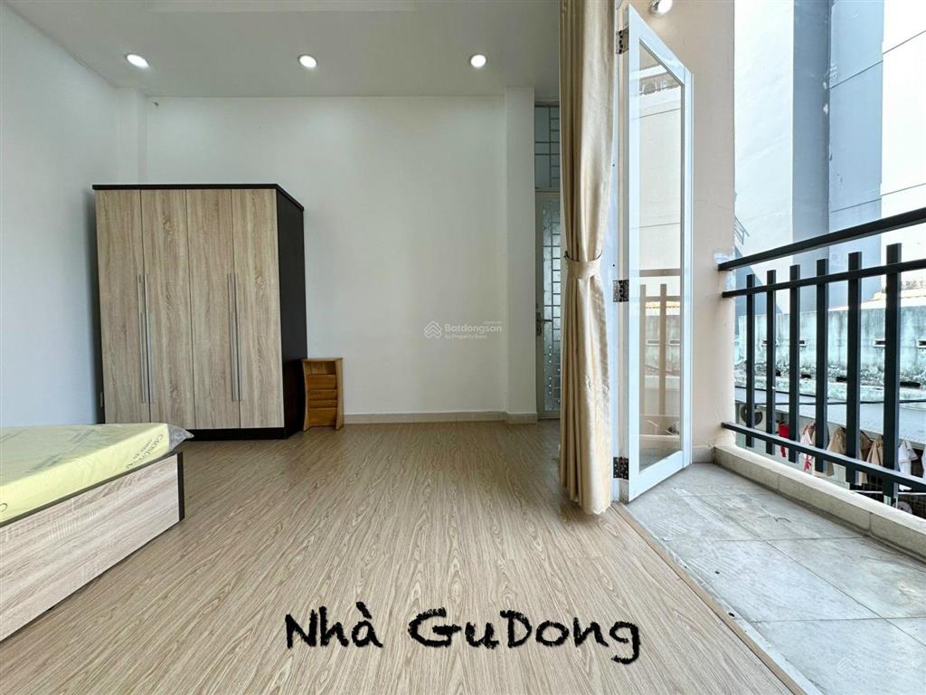 Căn hộ 1pn bancol cực rộng, thoáng ngay phan đình phùng, phú nhuận, cạnh quận 1 gần bờ kè trường sa