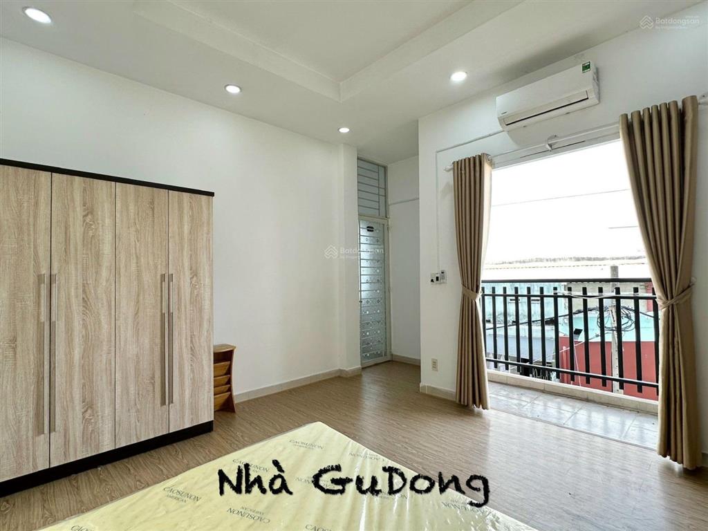 Căn hộ 1pn bancol cực rộng, thoáng ngay phan đình phùng, phú nhuận, cạnh quận 1 gần bờ kè trường sa