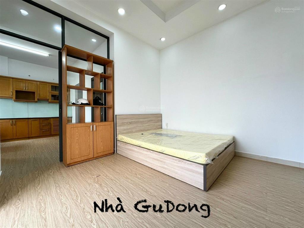 Căn hộ 1pn bancol cực rộng, thoáng ngay phan đình phùng, phú nhuận, cạnh quận 1 gần bờ kè trường sa