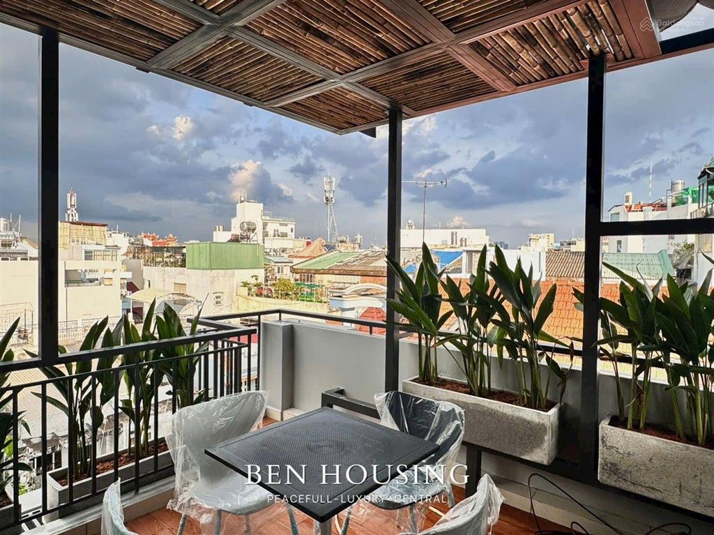 Penthouse cực chill, yên tĩnh, full nội thất cao cấp, thang máy, hầm xe, bảo vệ