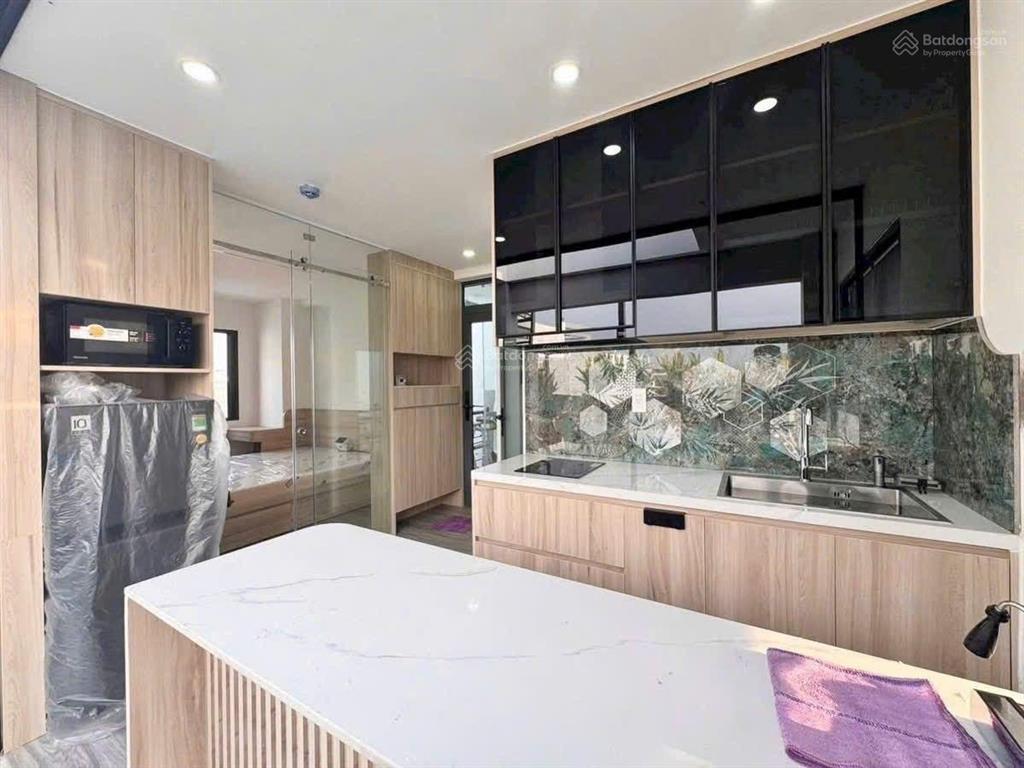 Penthouse cực chill, yên tĩnh, full nội thất cao cấp, thang máy, hầm xe, bảo vệ