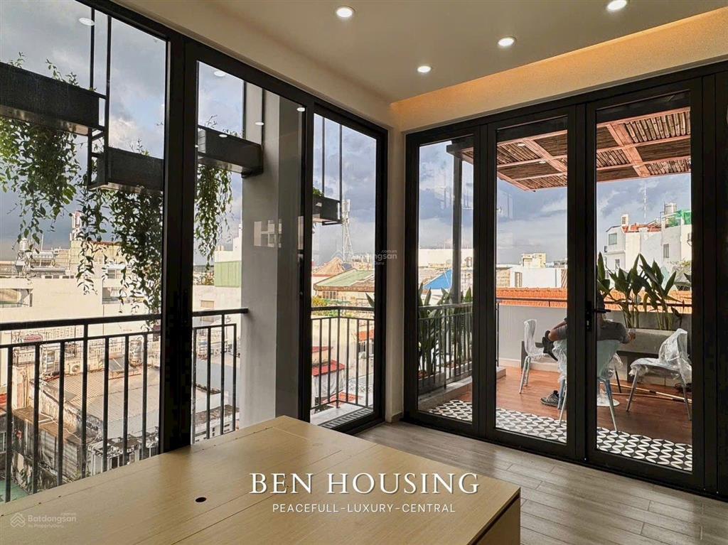 Penthouse cực chill, yên tĩnh, full nội thất cao cấp, thang máy, hầm xe, bảo vệ