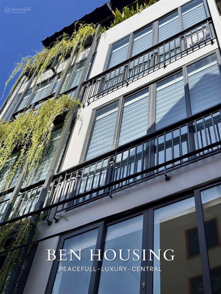 Penthouse cực chill, yên tĩnh, full nội thất cao cấp, thang máy, hầm xe, bảo vệ