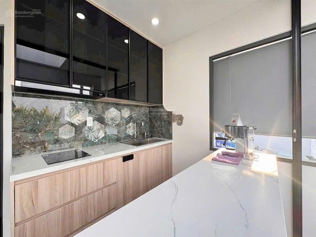 Penthouse cực chill, yên tĩnh, full nội thất cao cấp, thang máy, hầm xe, bảo vệ