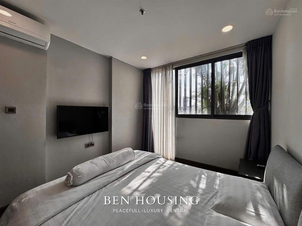 Căn hộ cao cấp ngay ngã tư phan xích long, 2pn, có hầm xe, thang máy, bảo vệ