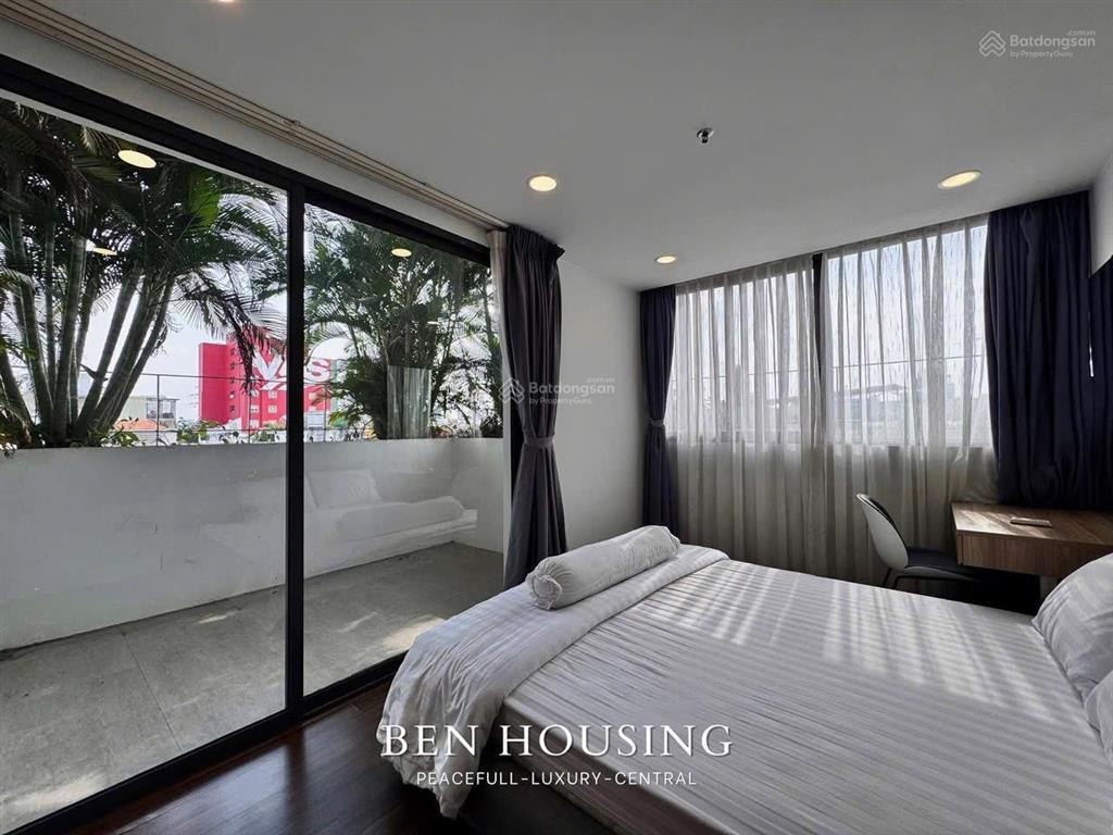 Căn hộ cao cấp ngay ngã tư phan xích long, 2pn, có hầm xe, thang máy, bảo vệ