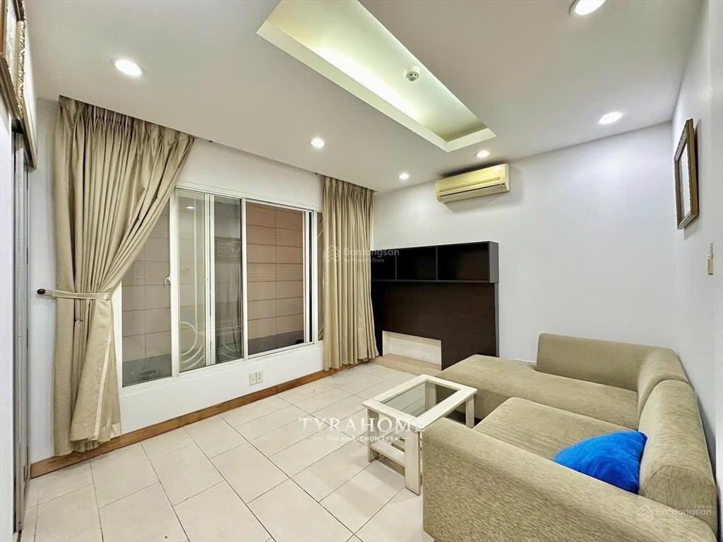 Căn hộ trung tâm phú nhuận, 1pn, 50m2, có dọn dẹp, thay drap hàng tuần, thang máy, bảo vệ 24/24