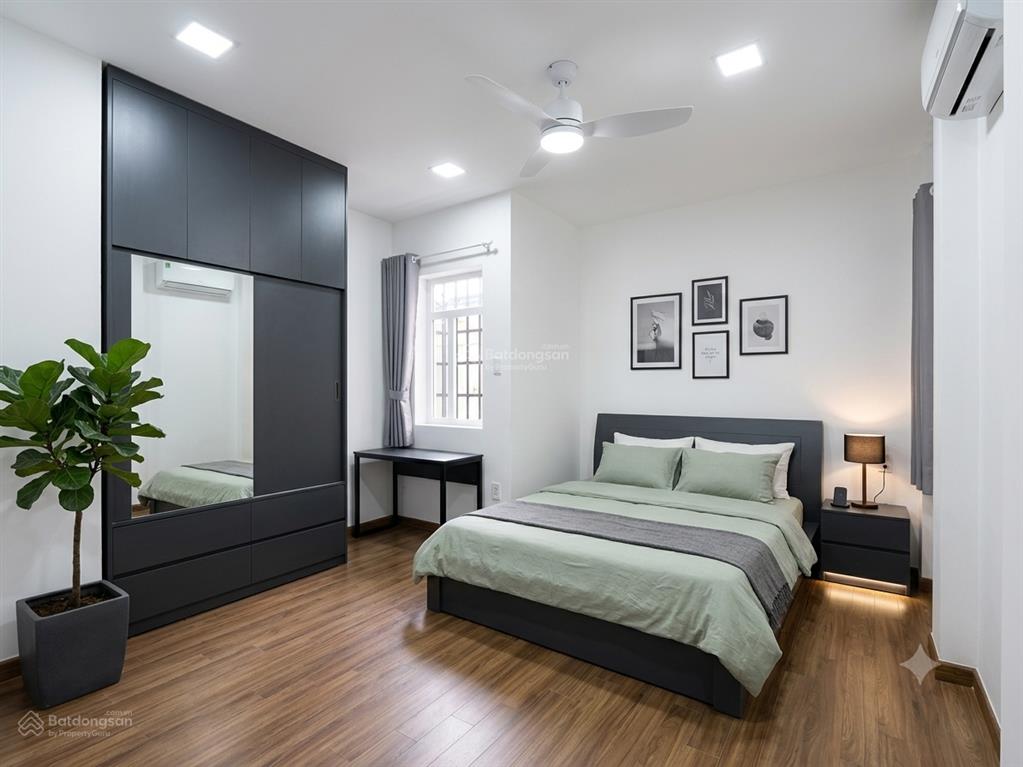 Căn hộ 1pn 50m2 full nội thất, bếp to, có thang máy, phù hợp ở gia đình, nhóm bạn