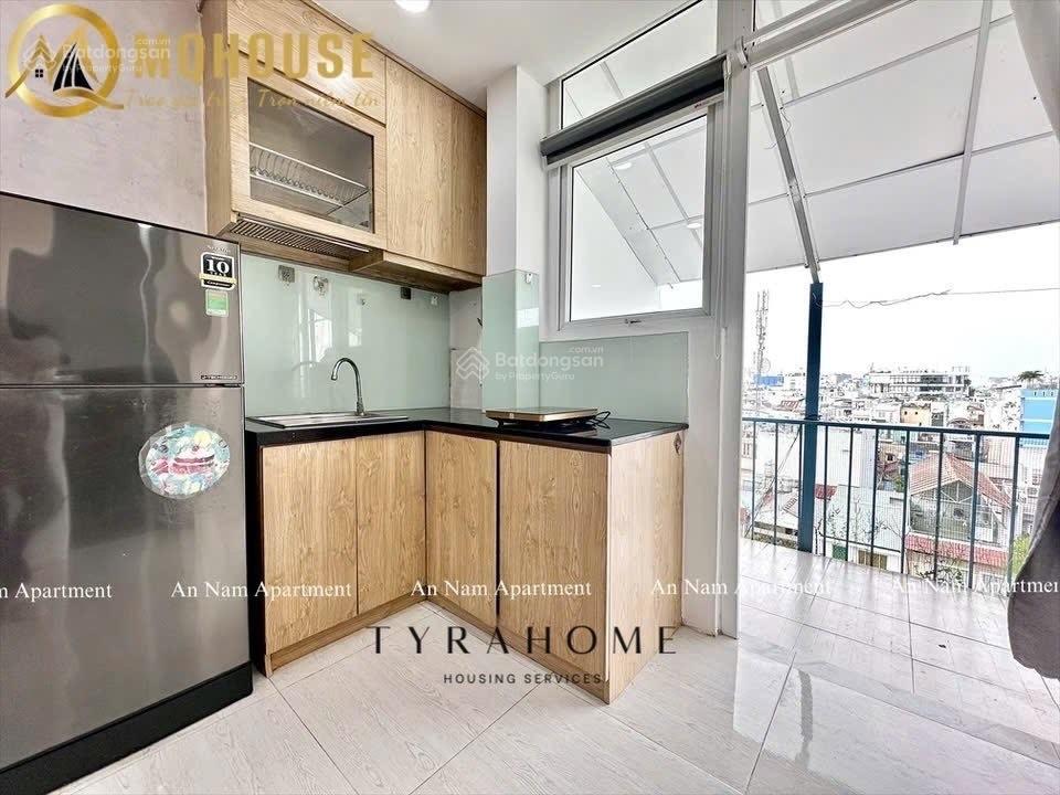 Căn hộ 1pn ban công 40m2 có hầm xe, thang máy, bảo vệ 24/24 được nuôi pet, có nhận khách nước ngoài