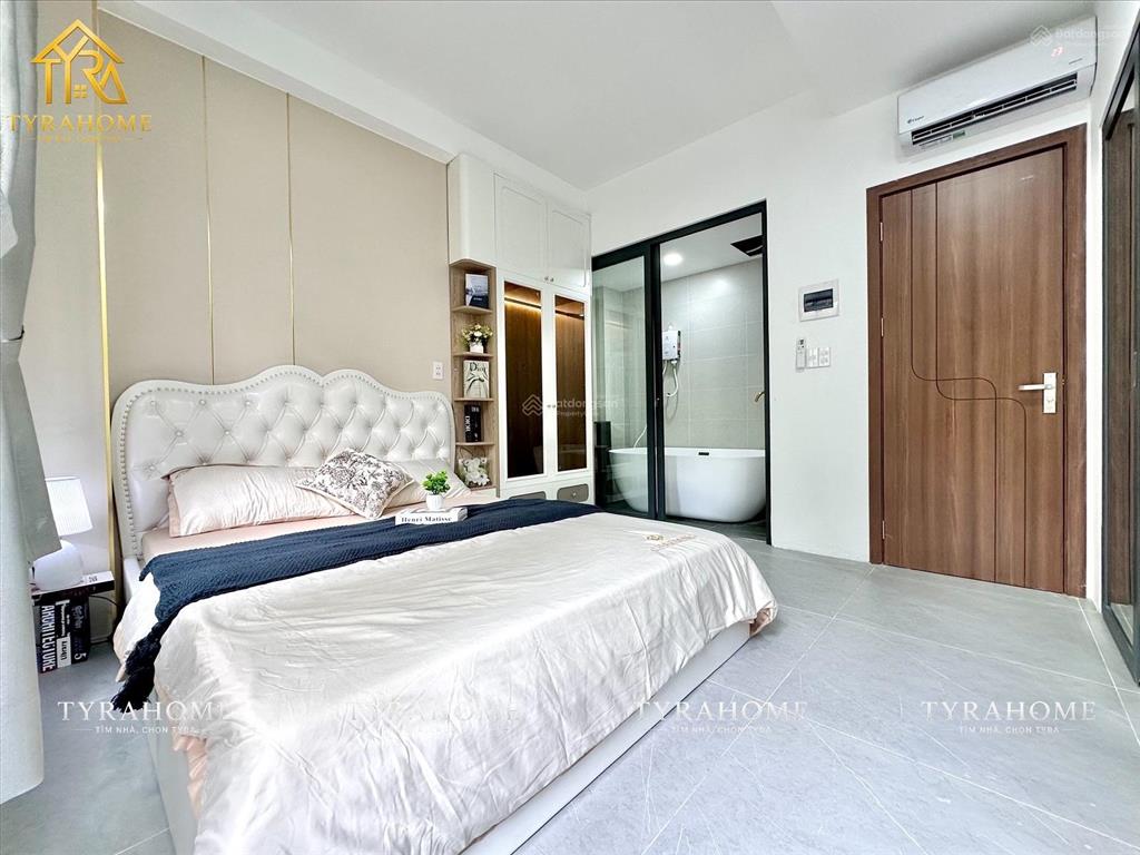 Căn hộ mới khai trương 1pn tách bếp, bancol, có bồn tắm, gần điện biên phủ, có thang máy, hầm xe