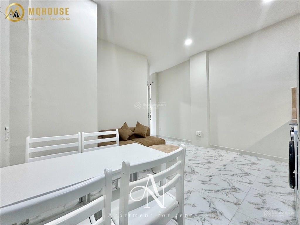 Khai trương căn hộ 1pn bancol phan đình phùng, ngay chân cầu kiệu, gần bờ kè trường sa, thang máy