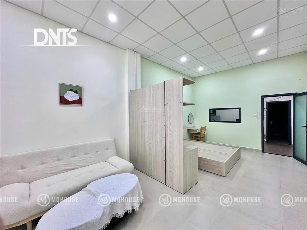 Căn hộ 1pn bancol sân vườn mặt tiền, lý chính thắng, quận 3, gần vòng xoay dân chủ, lotteria