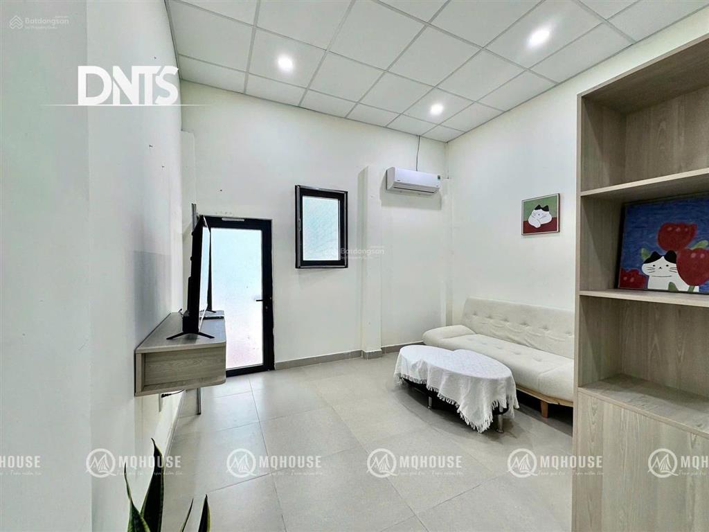 Căn hộ 1pn bancol sân vườn mặt tiền, lý chính thắng, quận 3, gần vòng xoay dân chủ, lotteria
